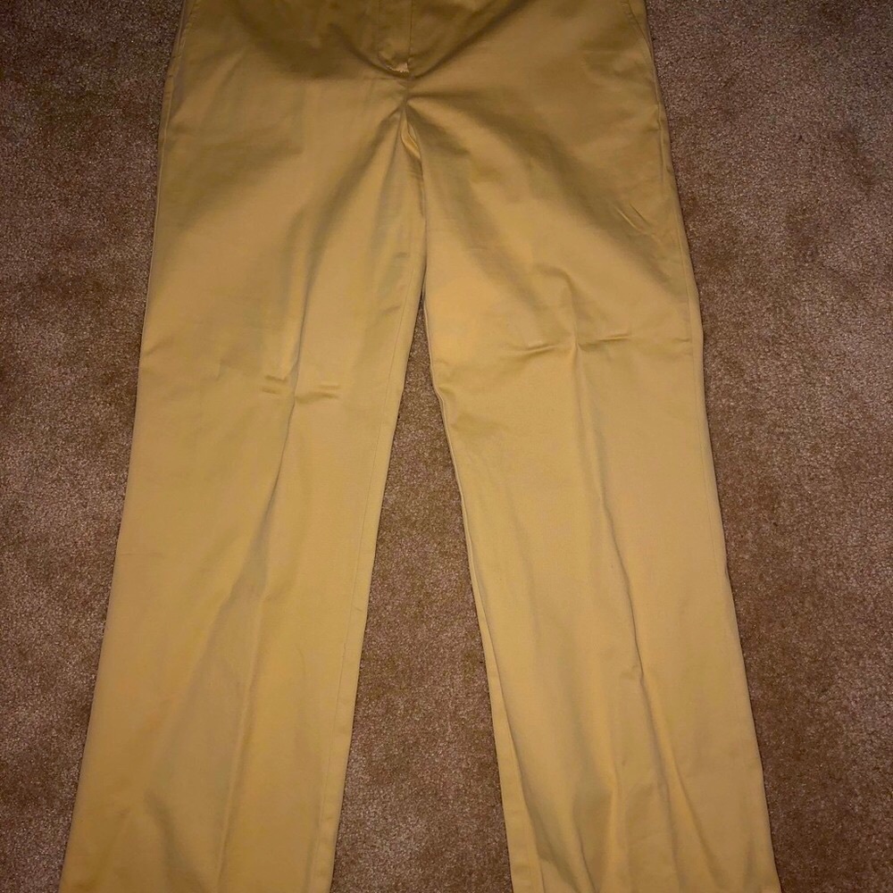 St. John khaki slacks size 8